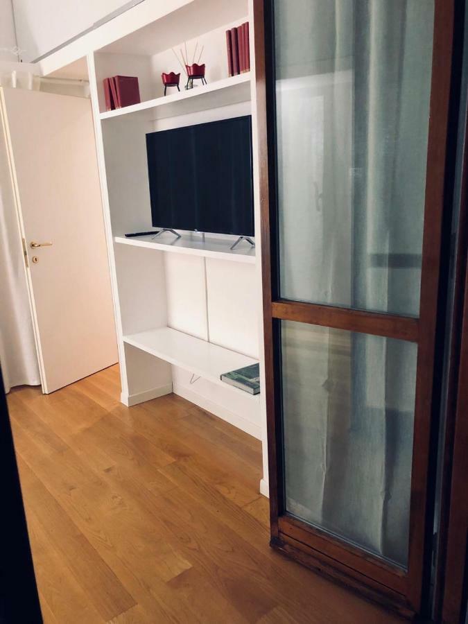 Florence Liberta Apartment With Balcony Dış mekan fotoğraf